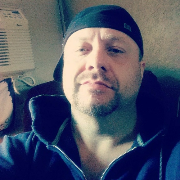 Meet your Posher, Jason - Picture 2 of 8